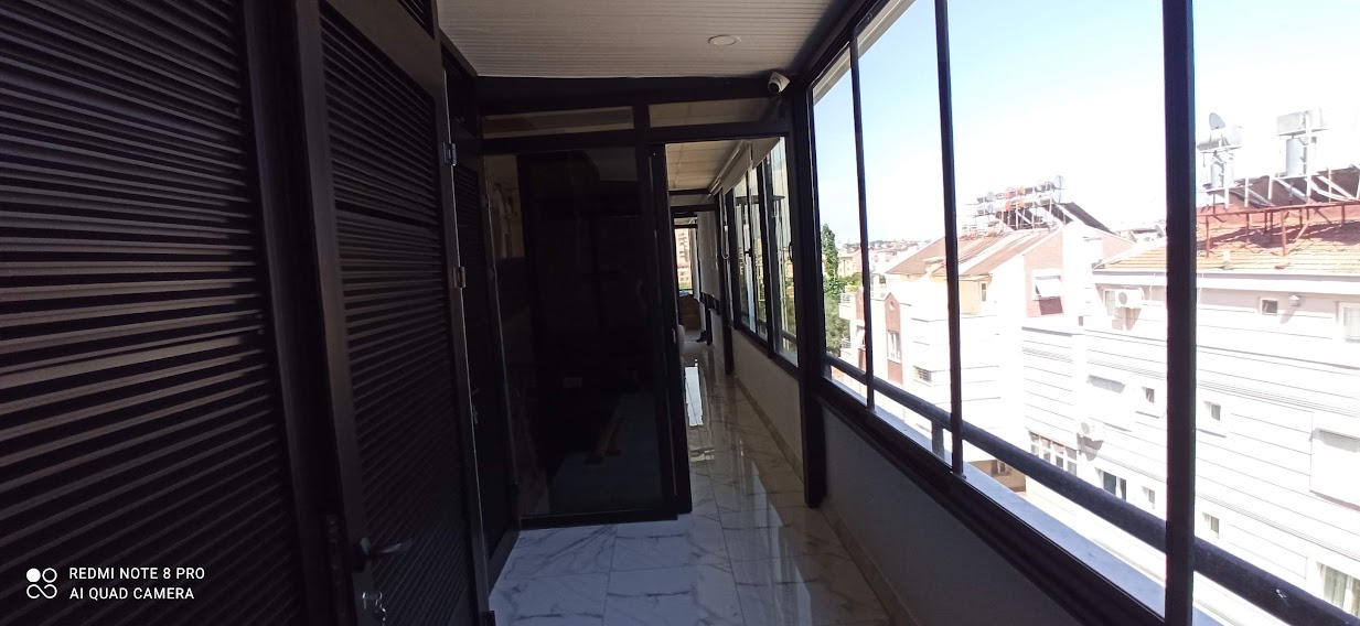 SÜRGÜLÜ CAM BALKON